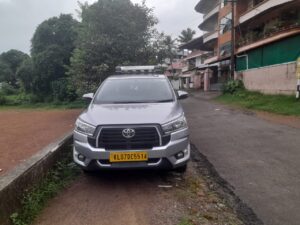 INNOVA CRYSTA